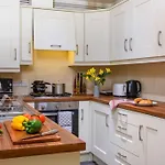 Luxury City Apartment Underground Parking 5*
